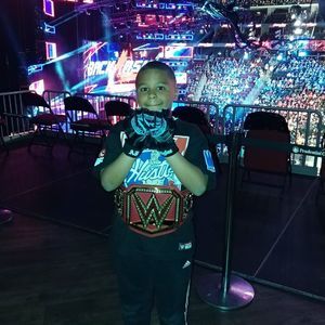 Meet your Posher, Leonel